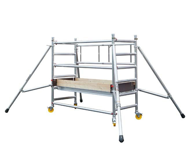 Werner Minimax Base Pack - On White Background