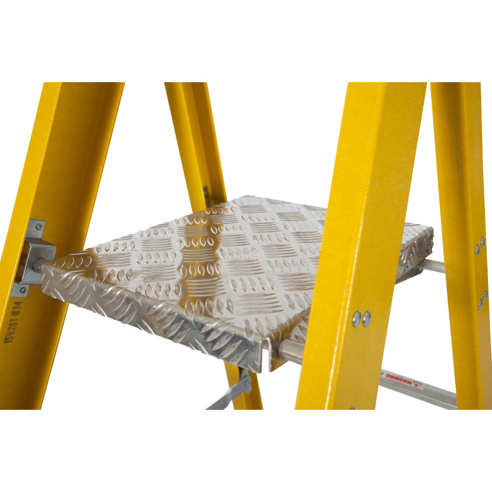 Youngman S400 Glass Fibre Platform Stepladders