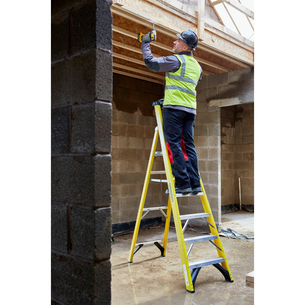 Youngman S400 Glass Fibre Platform Stepladders