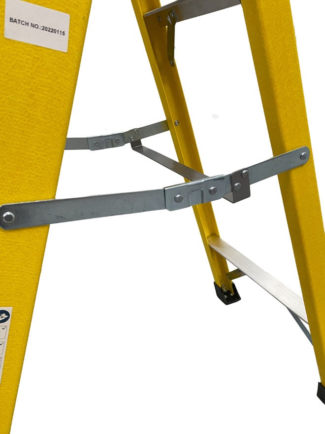 EN131 Professional GRP Swingback Stepladders locking bars