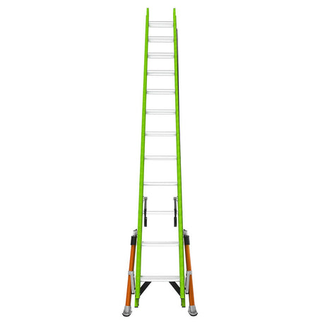 Closed ladder from the front with feet closed