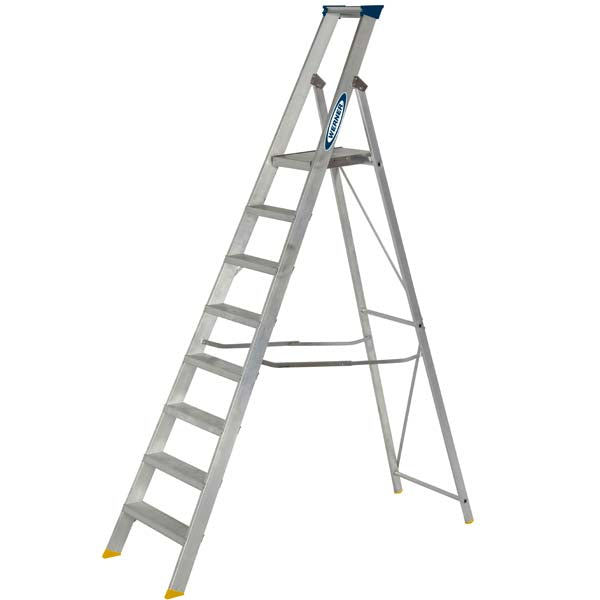 Werner EN131 Professional Builders Platform Step Ladder - 8 Tread