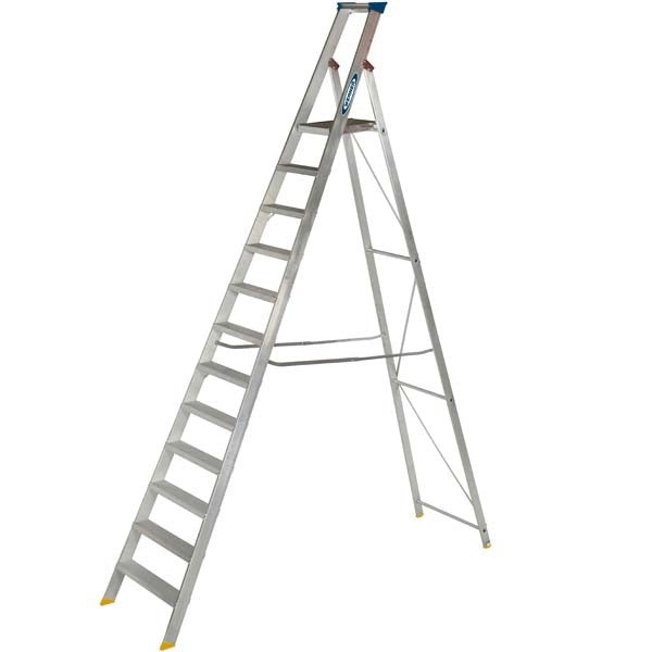 Werner EN131 Professional Builders Platform Step Ladder - 12 Tread
