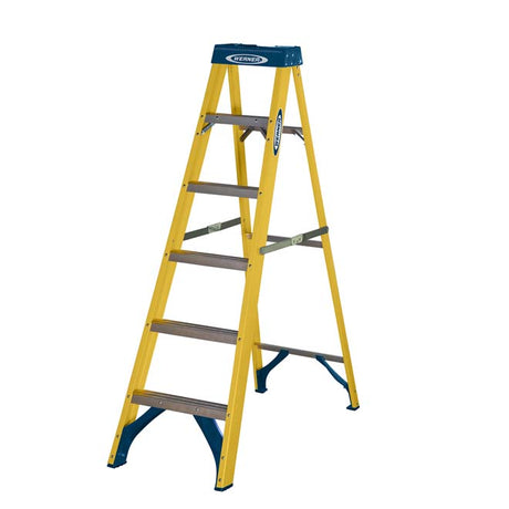 6 Tread Werner 716 Swingback Step Ladder