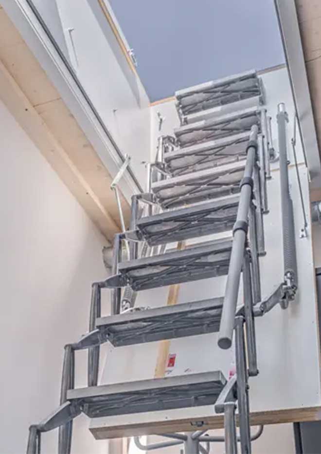 Supreme Flat Roof Ladder And Hatch