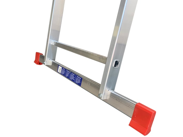 HoME Double Section 11 Rung Ladder 3.0m