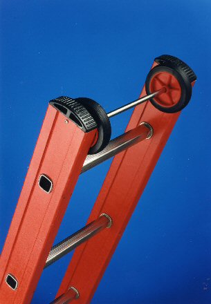 V3 Glass-Fibre Combination Ladder - 3 x 8 rungs